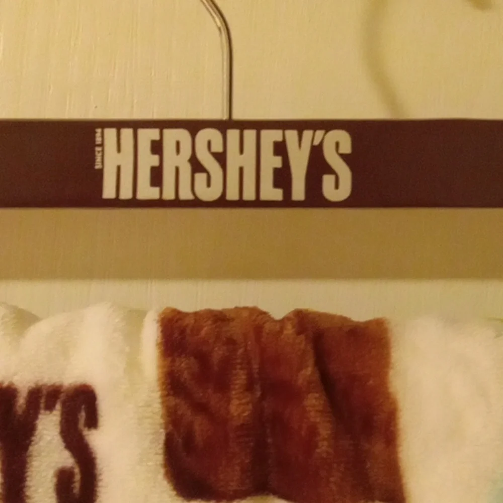 Hersheys hershey oversized